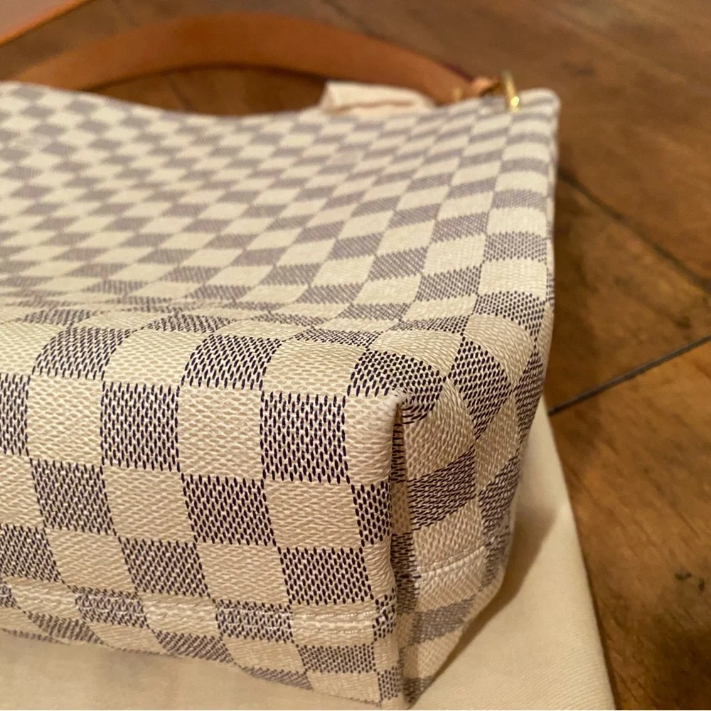 Louis Vuitton Graceful PM Handbag - Picture 5 of 16